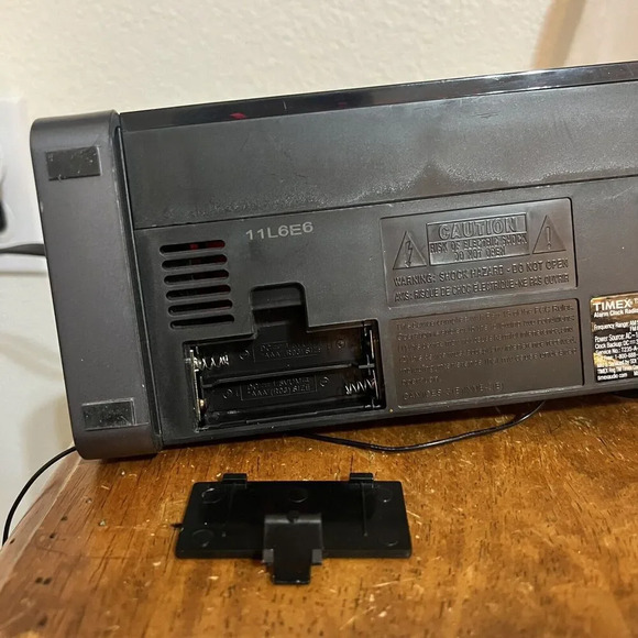 Timex Alarm Clock Radio T235Y Digital 12 Hour Clock With 2 Alarms Working AUX - Picture 13 of 16